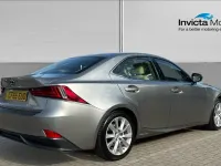 Used Lexus IS300h Executive Line 223 HP (164 kW) 2015 Pure silver metallic Sedan