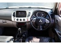 Used Mitsubishi L200 176 HP (129 kW) 2012 White Pickup