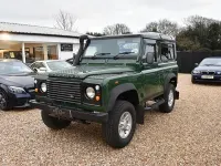 Used Land Rover Defender 120 HP (88 kW) 2009 Green/white Estate