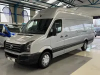 Usado VW Crafter 163 HP (119 kW) 2016 Prateado Van