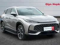 New MG HS SE 299 HP (219 kW) 2025 Silver SUV