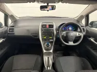 Used Toyota Auris Hybrid T4 136 HP (100 kW) 2011 Black Hatchback