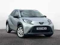 Used Toyota Aygo X PURE 72 HP (52 kW) 2023 Silver SUV