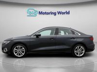 Begagnad Audi A3 Sport 110 HK (80 kW) 2022 Grå Sedan