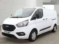 Usado Ford Transit Custom Trend 130 CV (95 kW) 2022 Blanco Van