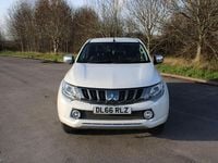 Used Mitsubishi L200 2017 White Pickup
