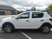 Usado Dacia Sandero Essentiel 90 HP (66 kW) 2018 Branco Citadino