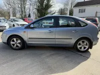 Used Ford Focus Zetec 110 HP (80 kW) 2005 Blue Hatchback