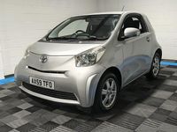 Used Toyota iQ 68 HP (50 kW) 2009 Silver Hatchback