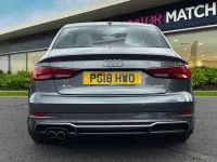 Usado Audi A3 S-Line 2018 Cinzento Sedan