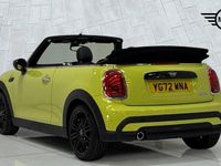 Used Mini Cooper Exclusive 134 HP (98 kW) 2023 Yellow Hatchback