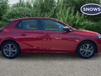 Usado Vauxhall Corsa Design Edition 75 CV (55 kW) 2024 Rojo Utilitario