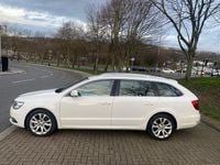 Used Skoda Superb SE 170 HP (125 kW) 2014 White Estate