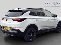 Second-hand Vauxhall Grandland X GS Line 131 CP (96 kW) 2022 Alb SUV