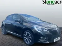 Used Renault Clio Iconic 101 HP (74 kW) 2019 Black Hatchback