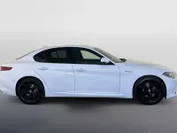 Used Alfa Romeo Giulia Veloce 280 HP (205 kW) 2021 White Sedan
