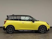 Used Mini Cooper Sport 135 kW (184 HP) 2025 Yellow Hatchback