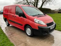 Used Peugeot Expert 90 HP (66 kW) 2014 Red Van