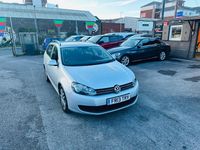 Used VW Golf VII SE 105 HP (77 kW) 2013 Silver Estate