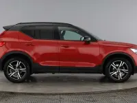 Used Volvo XC40 R-Design 161 HP (118 kW) 2022 Red SUV