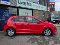 Used VW Polo Edition 60 HP (44 kW) 2017 Red Hatchback
