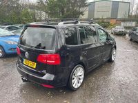 Used VW Touran SE 105 HP (77 kW) 2012 Black MPV