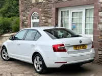 Used Skoda Octavia SE Drive 2019 White Hatchback