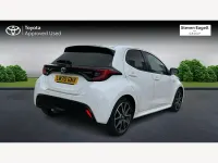 Second-hand Toyota Yaris Hybrid 2020 Alb Hatchback