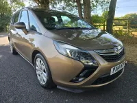 Used Vauxhall Zafira Tourer 130 HP (95 kW) 2014 Brown MPV