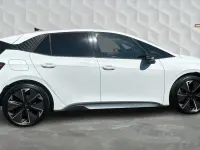 Used Cupra Born e-Boost 169 kW (231 HP) 2025 White Hatchback