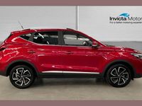 Used MG ZS Exclusive 105 HP (77 kW) 2023 Red Sedan
