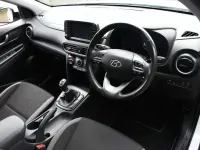 Used Hyundai Kona SE 118 HP (86 kW) 2018 White SUV