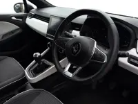 Used Renault Clio Techno 90 HP (66 kW) 2023 Blue Hatchback