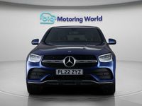 Usado Mercedes GLC220 AMG line 194 HP (142 kW) 2022 Azul Coupé