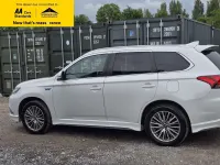 Used Mitsubishi Outlander P-HEV 220 HP (161 kW) 2020 White SUV