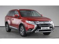 Used Mitsubishi Outlander 150 HP (110 kW) 2019 Metallic dark red SUV