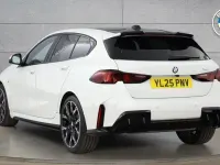 Usado BMW 120 M Sport 168 CV (123 kW) 2025 Blanco Utilitario