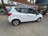Used Vauxhall Meriva 2015 White MPV