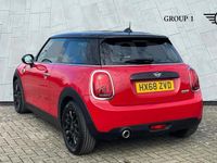 Used Mini Cooper Hatch 134 HP (98 kW) 2018 Red Hatchback
