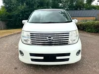 Used Nissan Elgrand 2007 Pearl white MPV