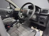 Begagnad Citroën C3 PureTech 110 HK (80 kW) 2024 Grå Halvkombi