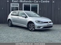 Usado VW Golf VII Edition 150 HP (110 kW) 2020 Prateado Citadino