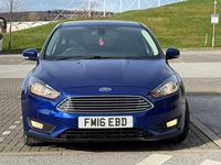 Used Ford Focus Zetec 125 HP (91 kW) 2016 Blue Hatchback