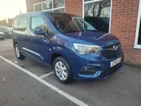 Usado Vauxhall Combo S 100 CV (73 kW) 2019 Azul Monovolumen