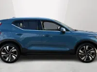 Usado Volvo XC40 Ultra 2025 Azul SUV