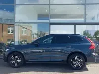 Used Volvo XC60 R-Design 197 HP (144 kW) 2022 Blue SUV