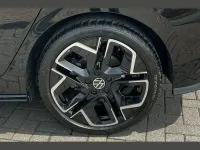 Used VW Golf VIII R-line 147 HP (108 kW) 2025 Black Hatchback
