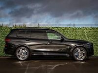 New BMW X7 M Sport 352 HP (258 kW) 2025 Black SUV