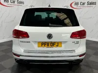 Used VW Touareg R-line Plus 262 HP (192 kW) 2016 White SUV