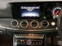 Begagnad Mercedes E220 AMG line 2017 Svart Kombi